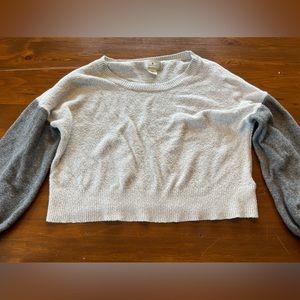 Two-tone crop sweater
